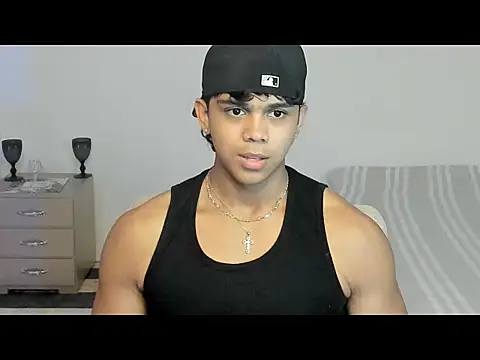 Snapshot of noahprada chatting on May 21, 2026, 3:57 am noahprada online show from May 21, 2026, 3:57 am