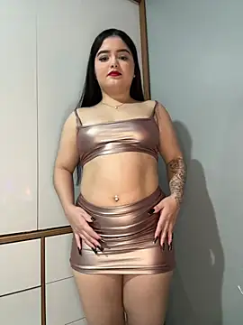 Snapshot of Sofiiaa_M chatting on July 16, 2026, 2:06 am Sofiiaa M online show from July 16, 2026, 2:06 am