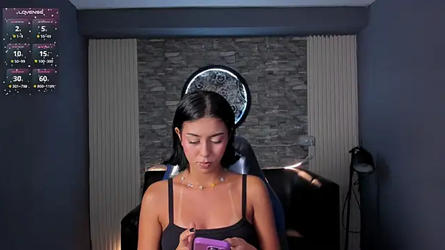 gemma 19  online show from July 4, 2026, 9:54 pm