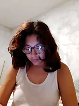 Snapshot of Grace_Moon04 chatting on June 16, 2026, 8:33 pm Grace Moon04 online show from June 16, 2026, 8:33 pm