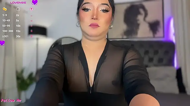 Snapshot of Sensual_Ekang chatting on June 15, 2026, 8:55 pm Sensual Ekang online show from June 15, 2026, 8:55 pm