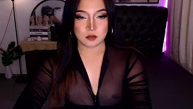 Snapshot of Sensual_Ekang chatting on July 13, 2026, 1:41 am Sensual Ekang online show from July 13, 2026, 1:41 am