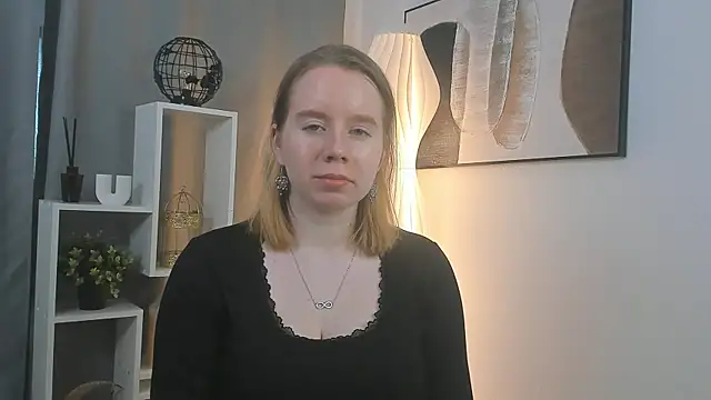 JeniceEl online show from April 30, 2026, 9:04 am