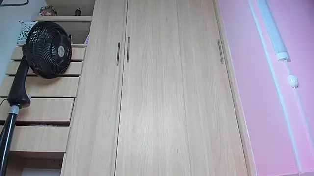 Snapshot of Asher_Young chatting on June 10, 2026, 1:06 am Asher Young online show from June 10, 2026, 1:06 am