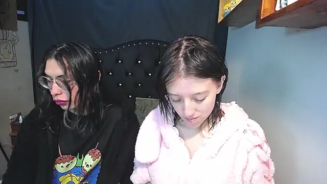 Blair y Briar online show from July 28, 2026, 6:42 pm