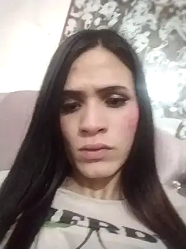 Snapshot of Juliette_Doll_ chatting on May 9, 2026, 1:44 am Juliette Doll online show from May 9, 2026, 1:44 am
