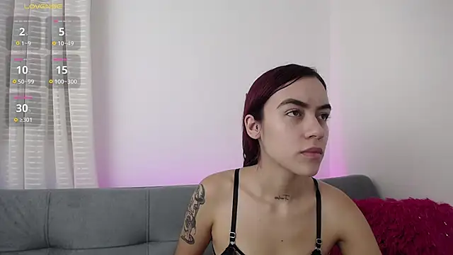 Snapshot of tessafoxie chatting on May 21, 2026, 11:28 am tessafoxie online show from May 21, 2026, 11:28 am
