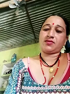 Snapshot of Haliya8 chatting on May 7, 2026, 7:36 am Haliya8 online show from May 7, 2026, 7:36 am
