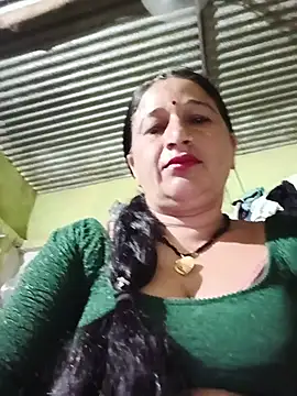Snapshot of Haliya8 chatting on May 20, 2026, 4:46 pm Haliya8 online show from May 20, 2026, 4:46 pm