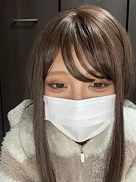 Snapshot of Sakuna_oO chatting on May 5, 2026, 2:36 pm Sakuna oO online show from May 5, 2026, 2:36 pm