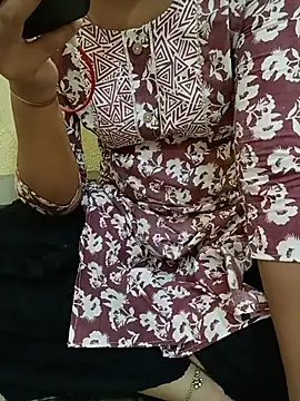 Snapshot of Seema_yadav01 chatting on June 27, 2026, 5:12 am Seema yadav01 online show from June 27, 2026, 5:12 am