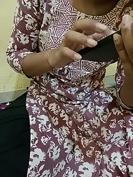 Snapshot of Seema_yadav01 chatting on August 1, 2026, 5:07 am Seema yadav01 online show from August 1, 2026, 5:07 am