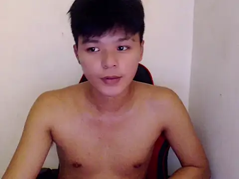 yourhotasiandoms online show from July 12, 2026, 6:04 am