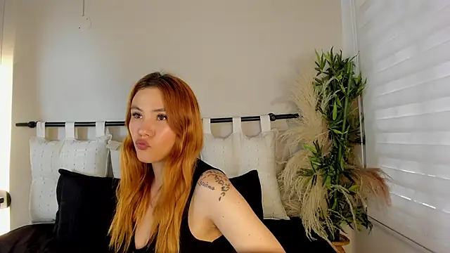Snapshot of _zoe_3 chatting on May 11, 2026, 12:22 pm zoe 3 online show from May 11, 2026, 12:22 pm