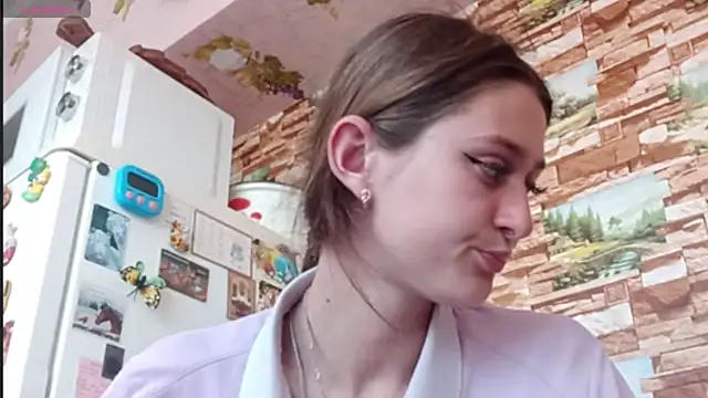 Snapshot of MercySoeder chatting on June 8, 2026, 10:15 am MercySoeder online show from June 8, 2026, 10:15 am