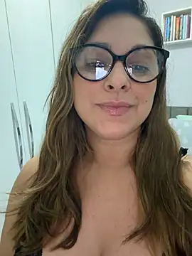 Snapshot of Mariiii_morena chatting on June 29, 2026, 9:48 am Mariiii morena online show from June 29, 2026, 9:48 am