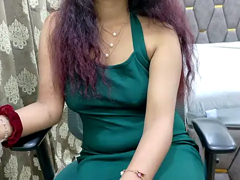 Snapshot of DR_Salini chatting on May 24, 2026, 2:55 pm DR Salini online show from May 24, 2026, 2:55 pm