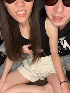 risacha online show from May 10, 2026, 4:34 pm