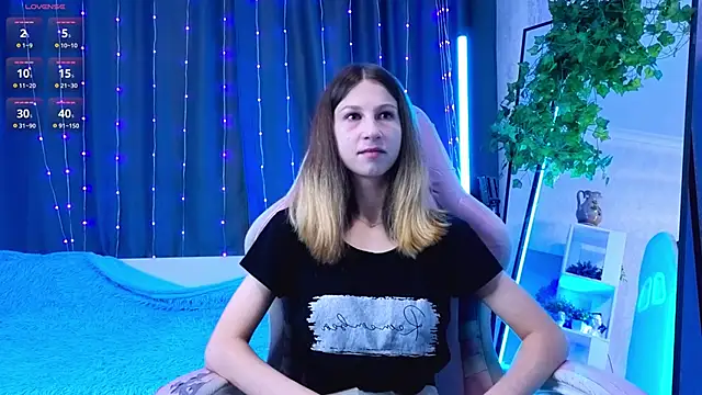 ChristiaHorde online show from June 29, 2026, 5:02 pm
