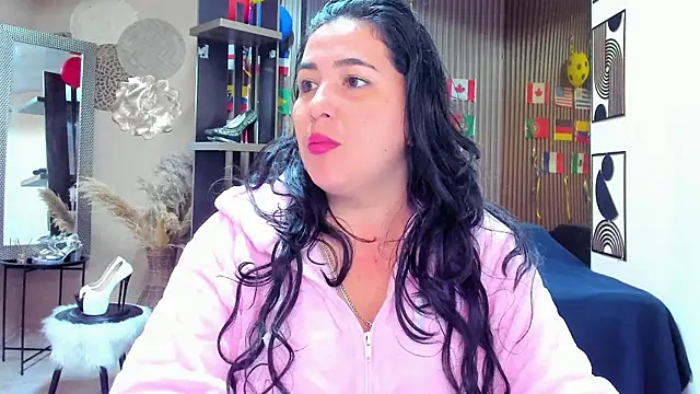 BBWLuxuryMuse online show from June 29, 2026, 11:54 am