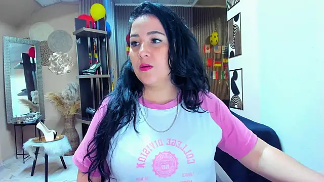BBWLuxuryMuse online show from July 10, 2026, 11:24 am