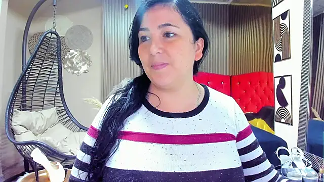 BBWLuxuryMuse online show from July 22, 2026, 11:46 am