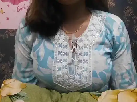Snapshot of saniya_9 chatting on May 7, 2026, 10:42 am saniya 9 online show from May 7, 2026, 10:42 am