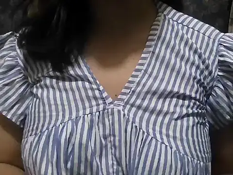Snapshot of saniya_9 chatting on May 17, 2026, 10:17 pm saniya 9 online show from May 17, 2026, 10:17 pm