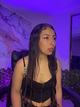 Snapshot of Julieth_ec chatting on May 23, 2026, 12:20 pm Julieth ec online show from May 23, 2026, 12:20 pm
