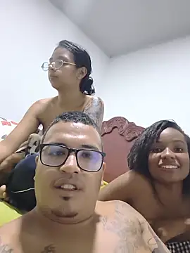 Snapshot of OshunHoney chatting on May 17, 2026, 4:54 am OshunHoney online show from May 17, 2026, 4:54 am