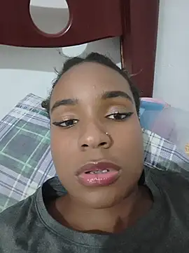 Snapshot of OshunHoney chatting on July 19, 2026, 4:05 am OshunHoney online show from July 19, 2026, 4:05 am