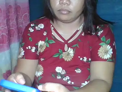 MommyKaye30 online show from July 21, 2026, 6:10 pm