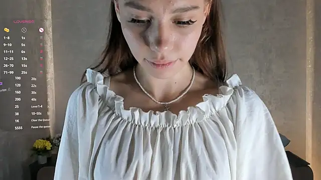 Snapshot of DelcieDegeorge chatting on June 22, 2026, 6:27 pm DelcieDegeorge online show from June 22, 2026, 6:27 pm