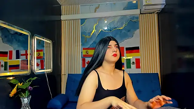 Gaby Gil  online show from June 19, 2026, 1:04 pm