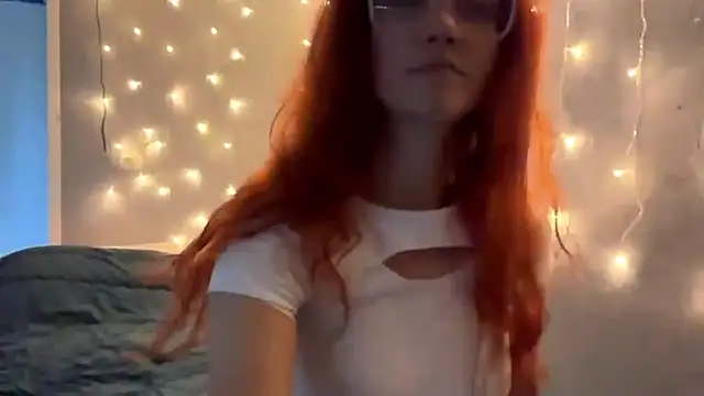 silvia998 online show from July 14, 2026, 8:41 am