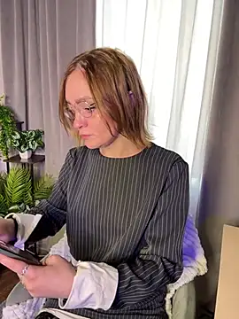 Snapshot of CherryChaos_ chatting on July 16, 2026, 6:08 am CherryChaos online show from July 16, 2026, 6:08 am