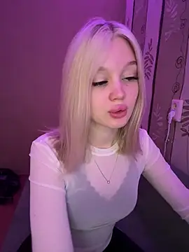 Snapshot of Velvet_Doll_ chatting on June 3, 2026, 4:26 am Velvet Doll online show from June 3, 2026, 4:26 am