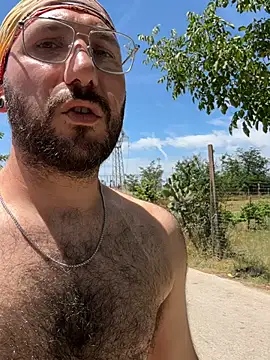 naughtybustard online show from June 5, 2026, 11:27 am