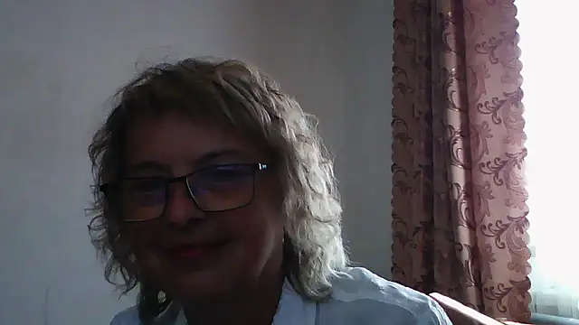 ElizabethGorden online show from July 18, 2026, 6:39 am