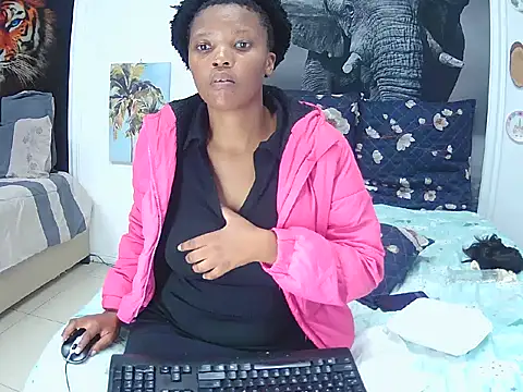 Snapshot of DivineShady chatting on May 11, 2026, 2:45 pm DivineShady online show from May 11, 2026, 2:45 pm