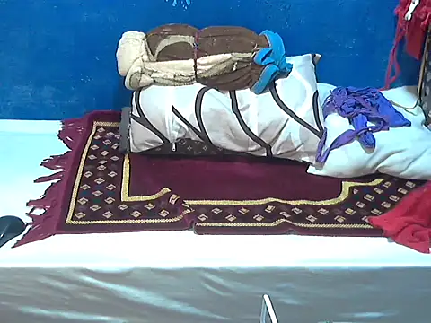 Snapshot of hotchilimom chatting on October 5, 2025, 11:35 pm hotchilimom online show from October 5, 2025, 11:35 pm