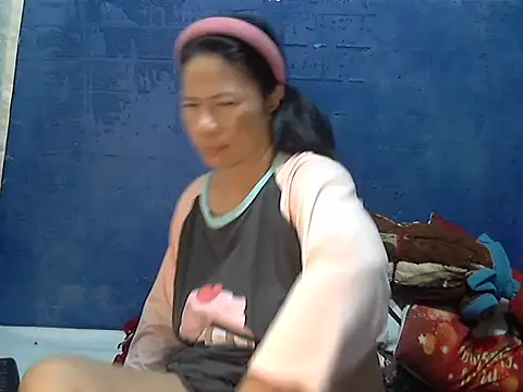 Snapshot of hotchilimom chatting on October 20, 2025, 12:44 am hotchilimom online show from October 20, 2025, 12:44 am