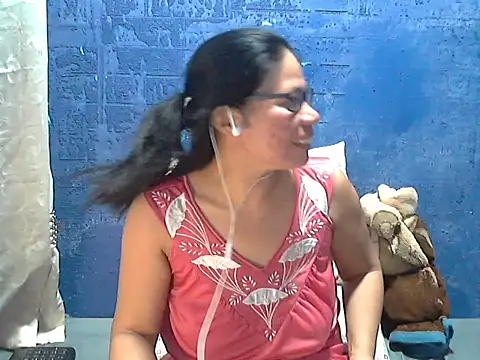 Snapshot of hotchilimom chatting on May 16, 2026, 9:06 am hotchilimom online show from May 16, 2026, 9:06 am