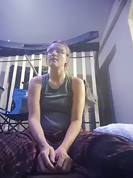 Queenle91 online show from June 27, 2026, 1:21 am
