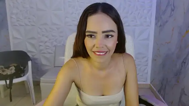 Snapshot of naomis_36 chatting on May 30, 2026, 1:52 pm naomis 36 online show from May 30, 2026, 1:52 pm