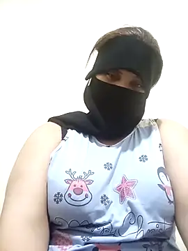 hiba44 online show from May 18, 2026, 1:56 am