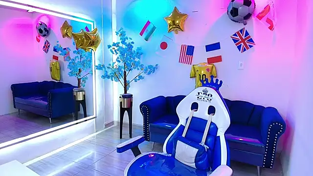 Snapshot of Isabella_rows chatting on July 3, 2026, 7:42 pm Isabella rows online show from July 3, 2026, 7:42 pm