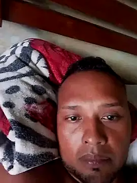 Snapshot of javier170ooo chatting on May 25, 2026, 5:30 pm javier170ooo online show from May 25, 2026, 5:30 pm