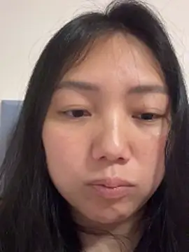 yanling668 online show from May 9, 2026, 1:05 pm
