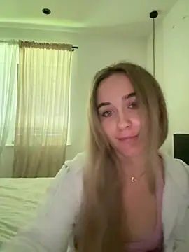 Snapshot of LillyStarr chatting on June 24, 2026, 11:20 am LillyStarr online show from June 24, 2026, 11:20 am